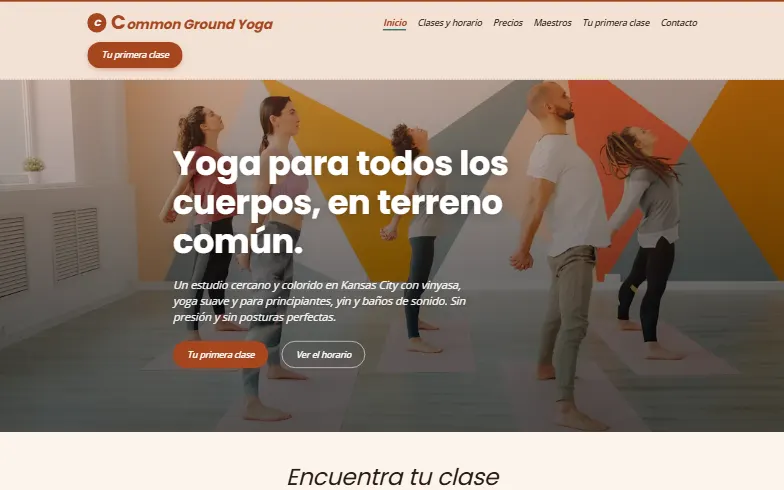 La página de inicio de la plantilla Common Ground Yoga